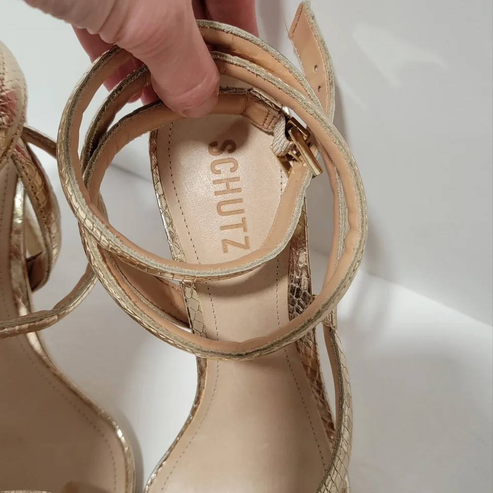 Schutz Women's courtney high metalic sn platina sandals size 9.5B.  New - Picture 2 of 12